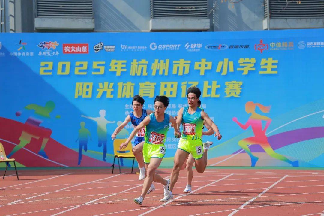 与吉鲁之间