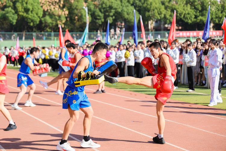伟业到金靴